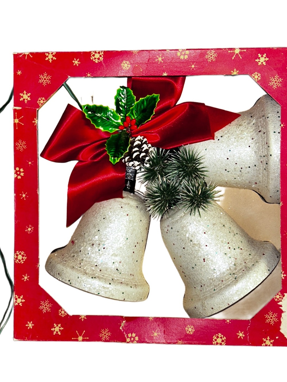 Ringalite Electrified Christmas ~ White W/ Multi-Colors Glitter Bells ~ Works
